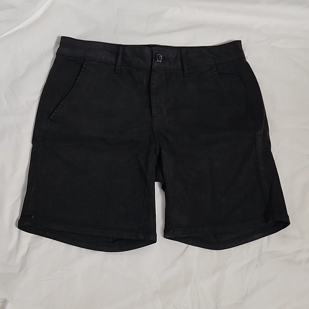 American Eagle Black Women's Shorts Sz 8 - Picture 1 of 10